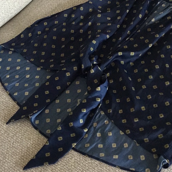 Free People front tie, high/low top, size large - Picture 2 of 6